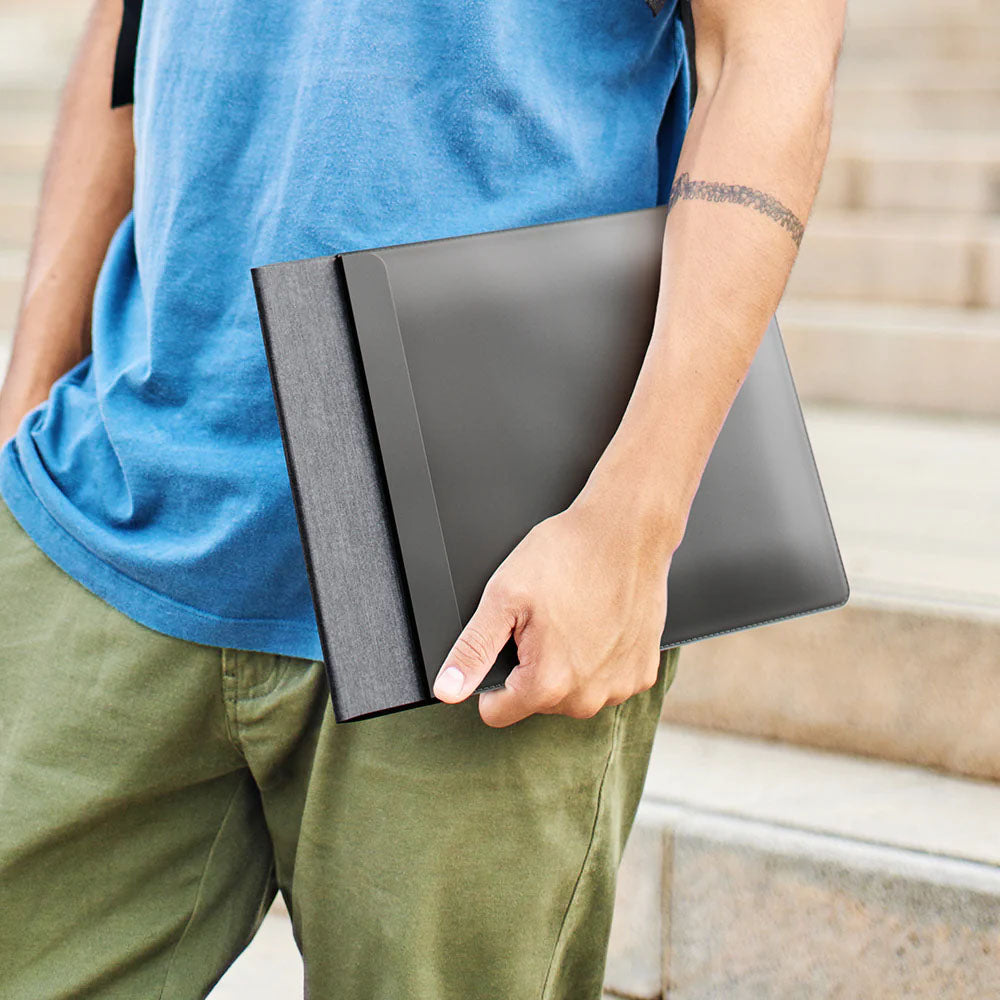 LIMITLESS 4-in-1 Laptop Sleeve with Wireless Charging